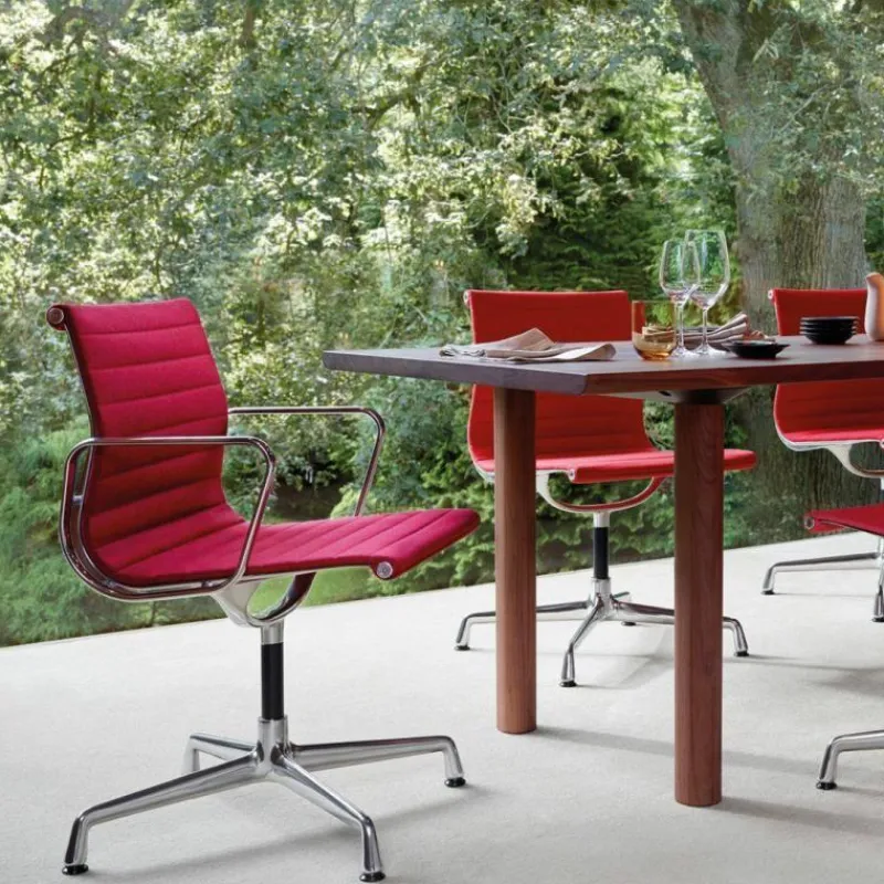Online Aluminium Chair EA 103 Eetkamerstoelen