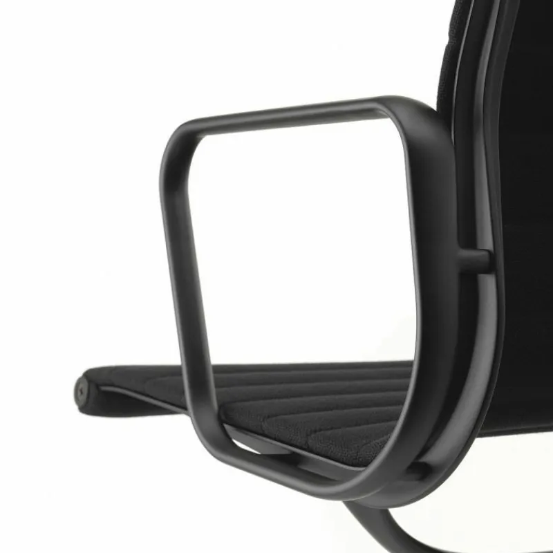 Outlet Aluminium Chair EA 104, draaibaar Eetkamerstoelen