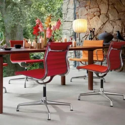 Outlet Aluminium Chair EA 104, draaibaar Eetkamerstoelen