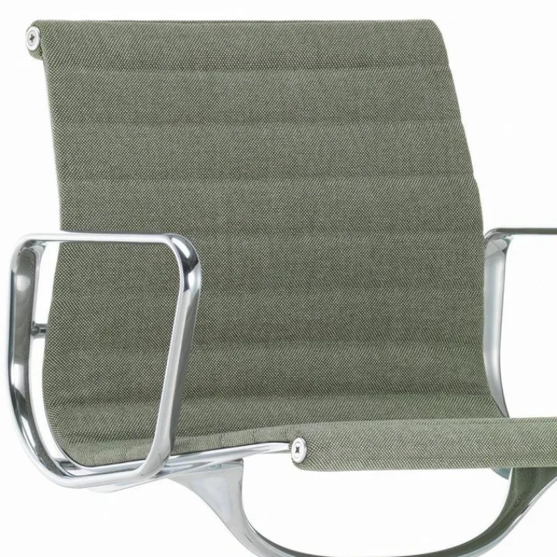 Outlet Aluminium Chair EA 104, draaibaar Eetkamerstoelen
