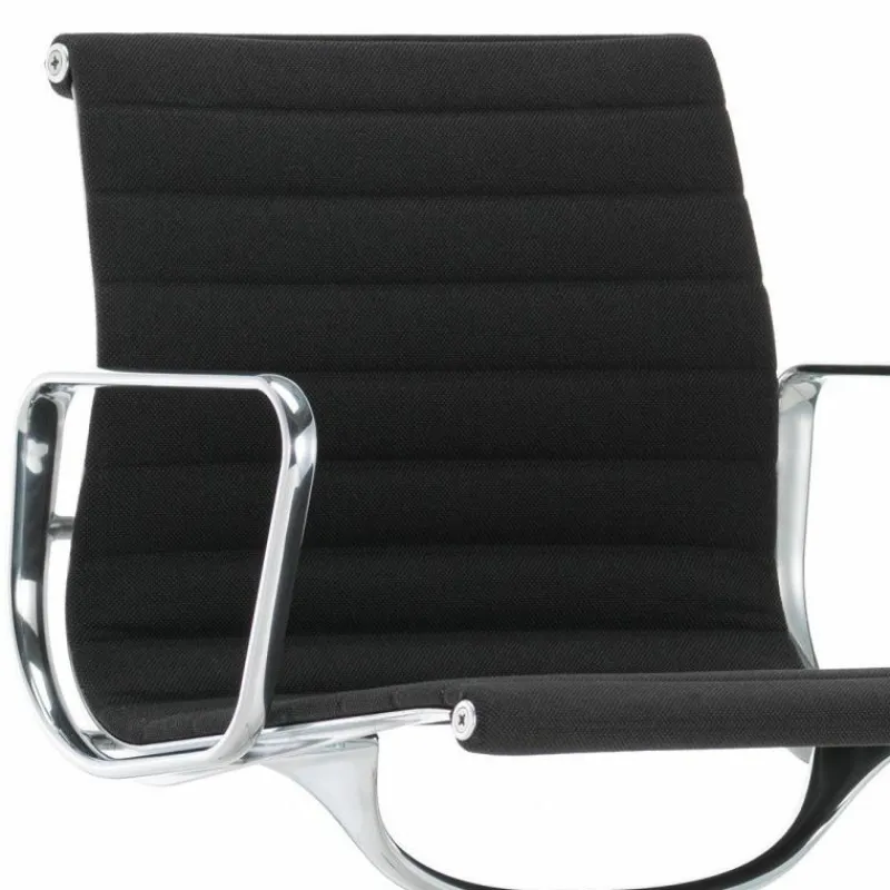 Outlet Aluminium Chair EA 104, draaibaar Eetkamerstoelen