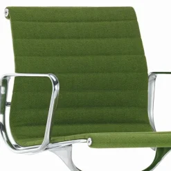 Outlet Aluminium Chair EA 104, draaibaar Eetkamerstoelen