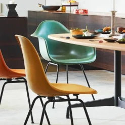 Hot Eames Segmented Eettafel Eettafels