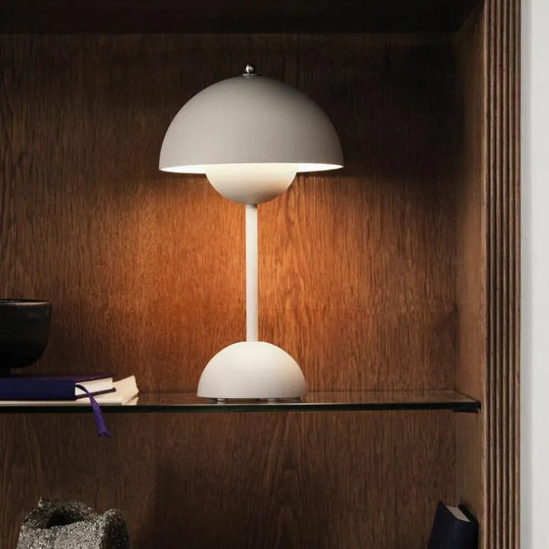 Flowerpot VP9 Draagbare Lamp Tafellampen