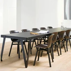 Best Lloyd Eettafel Indoor Eettafels