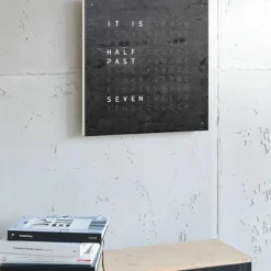 Discount QLOCKTWO Earth 45 Creator's Edition Klok Klokken