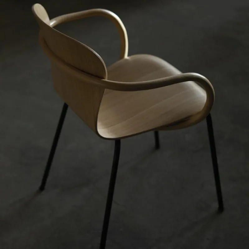 New S 220 F Stoel Met Armleuning Eetkamerstoelen